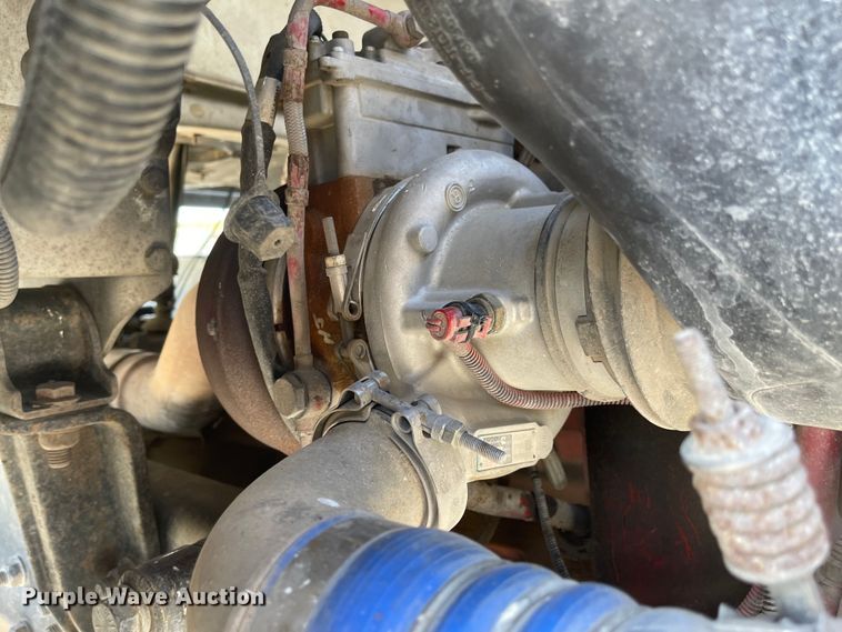 image for item JD9251 2010 Freightliner Business Class M2  utility / service truck