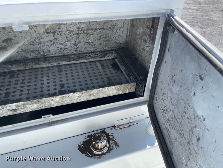 image for item JD9251 2010 Freightliner Business Class M2  utility / service truck