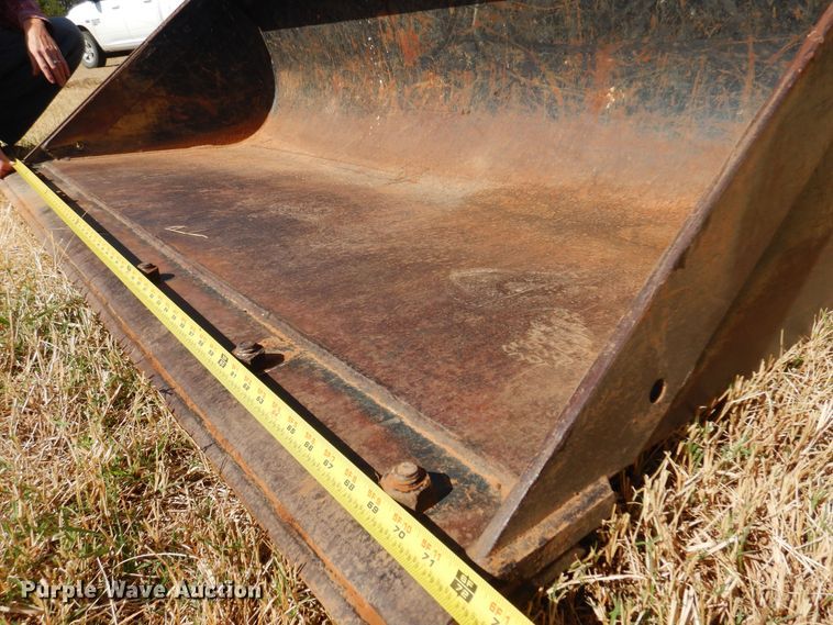 image for item JJ9662 2004 John Deere 260 Series II  skid steer loader