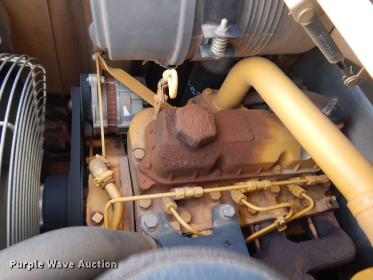 image for item JJ9662 2004 John Deere 260 Series II  skid steer loader