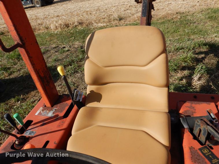 image for item JL9869 1999 Ditch Witch 3610  trencher