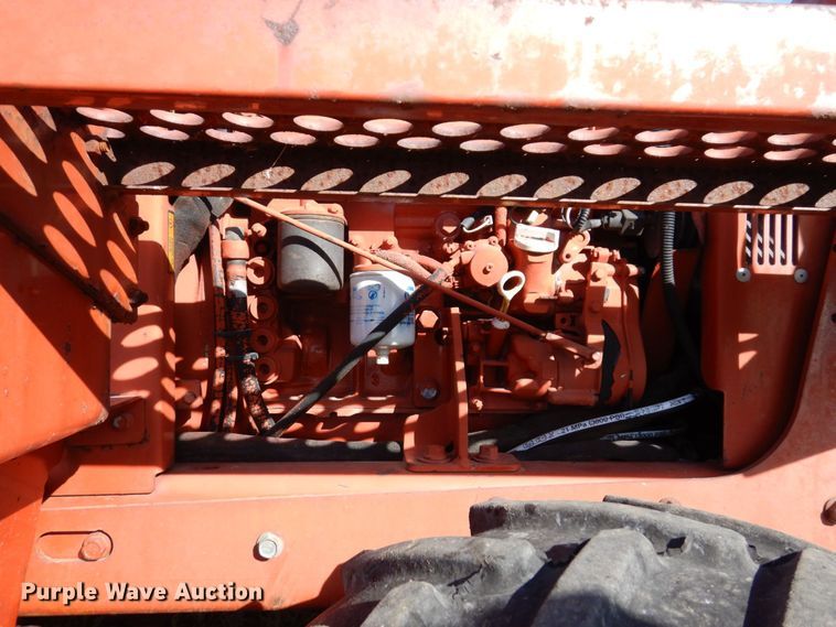 image for item JL9869 1999 Ditch Witch 3610  trencher