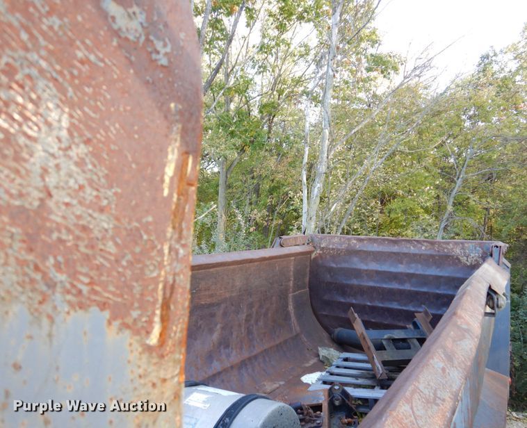 image for item JL9874 Godwin EL160520206  dump bed
