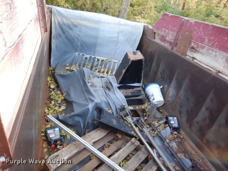 image for item JL9875 Dump bed