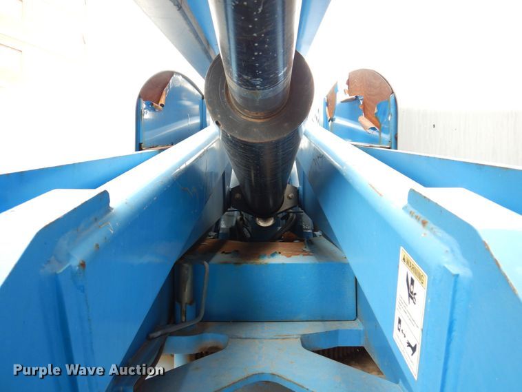 image for item JL9880 2008 Genie S-85  boom lift