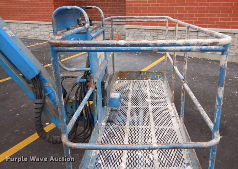 image for item JL9880 2008 Genie S-85  boom lift