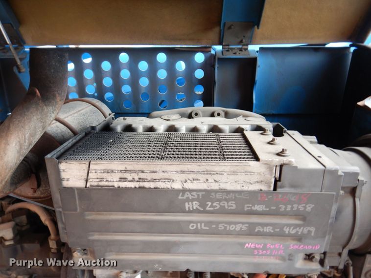 image for item JL9880 2008 Genie S-85  boom lift