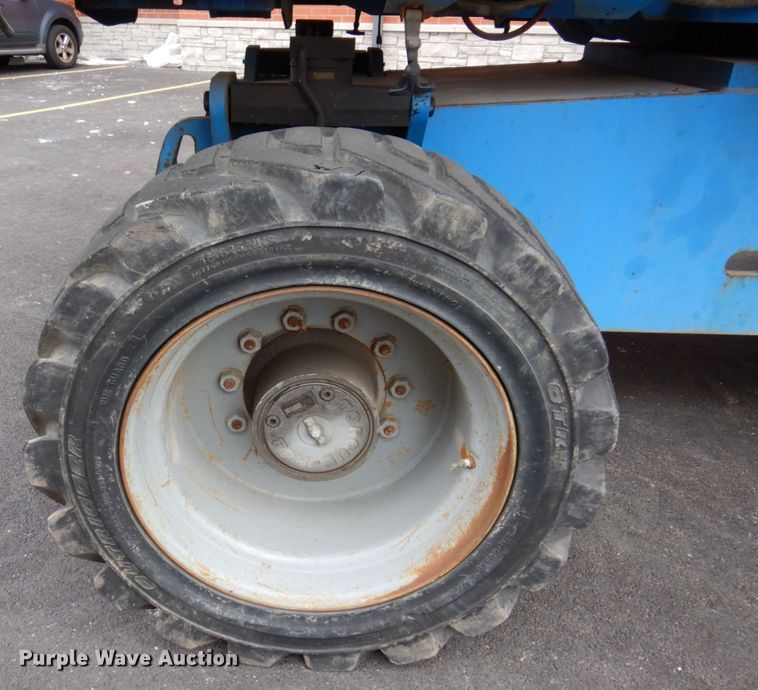 image for item JL9880 2008 Genie S-85  boom lift