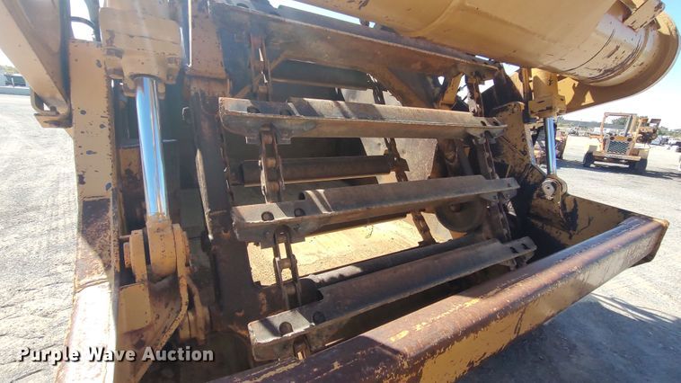 image for item JR9401 1996 Caterpillar 615C Series II  elevating scraper