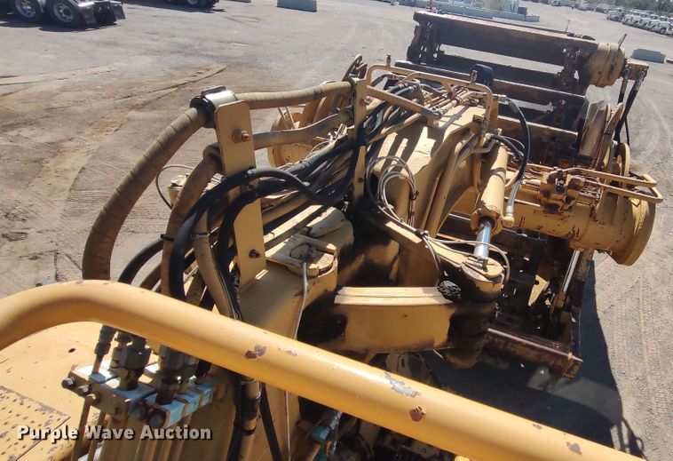 image for item JR9401 1996 Caterpillar 615C Series II  elevating scraper