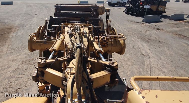 image for item JR9401 1996 Caterpillar 615C Series II  elevating scraper