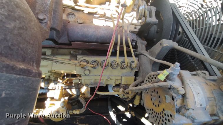 image for item JR9401 1996 Caterpillar 615C Series II  elevating scraper