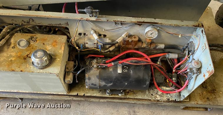 image for item JW9371 Sky Witch 2234E  scissor lift