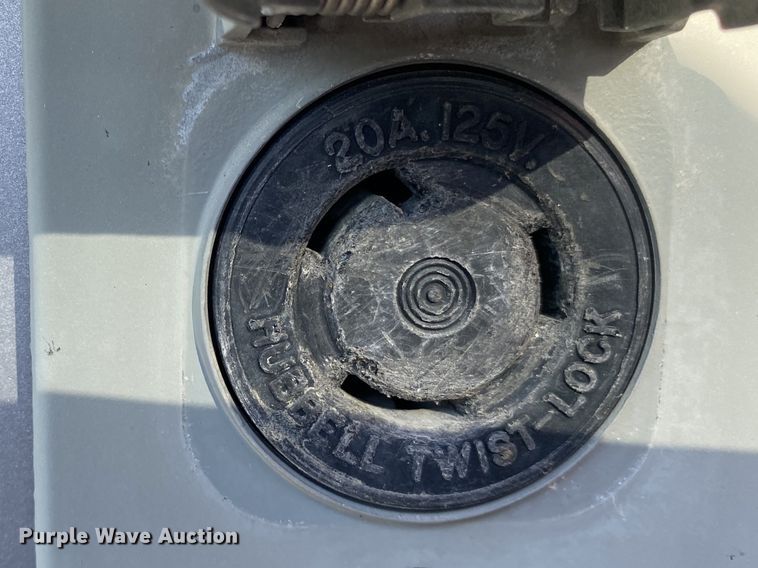 image for item JW9418 2008 Chevrolet C5500  utility / service truck