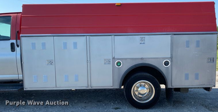 image for item JW9418 2008 Chevrolet C5500  utility / service truck