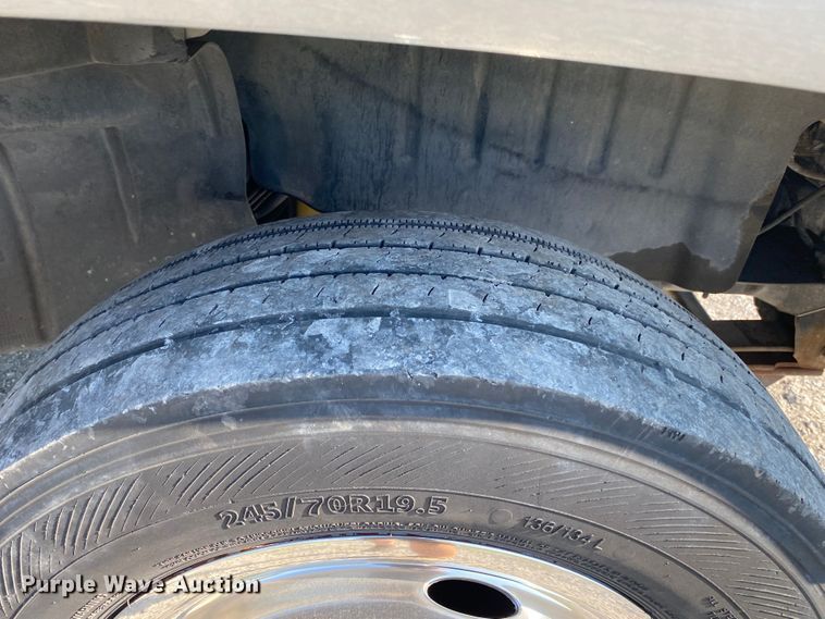 image for item JW9418 2008 Chevrolet C5500  utility / service truck