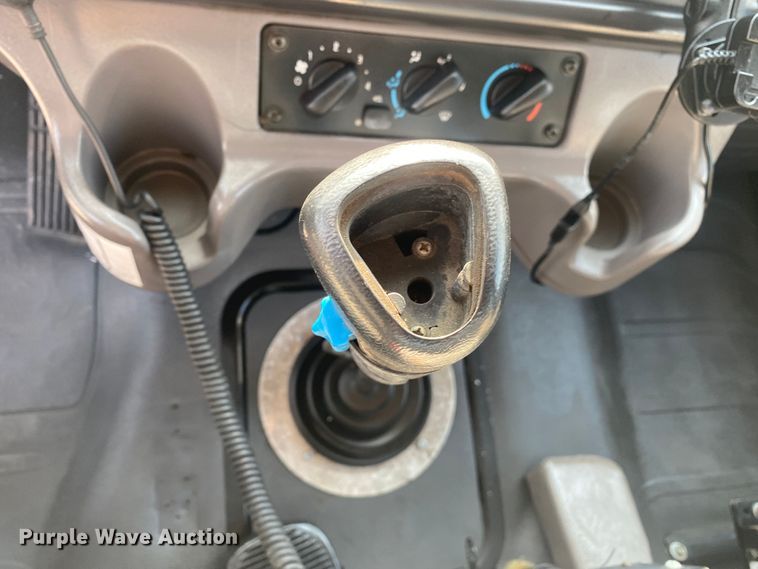 image for item JW9424 2010 Freightliner Business Class M2  bucket truck