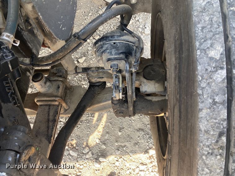 image for item JW9424 2010 Freightliner Business Class M2  bucket truck