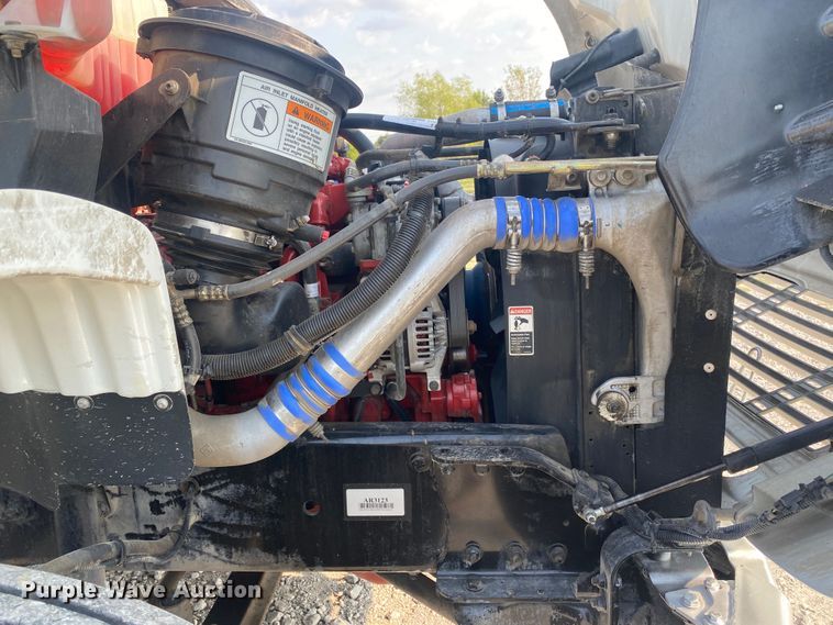 image for item JW9424 2010 Freightliner Business Class M2  bucket truck