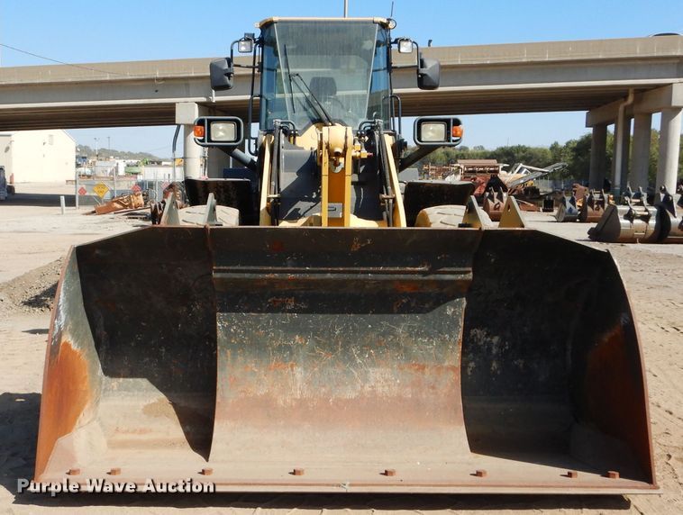 image for item JX9099 2014 Komatsu WA270-7  wheel loader