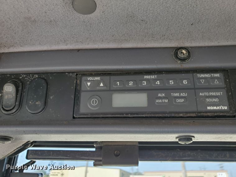 image for item JX9099 2014 Komatsu WA270-7  wheel loader