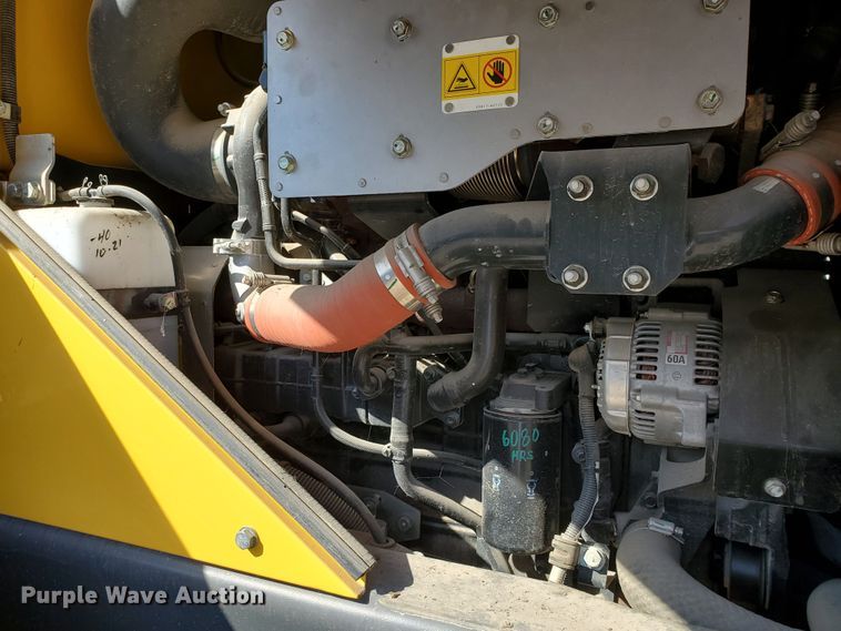 image for item JX9099 2014 Komatsu WA270-7  wheel loader