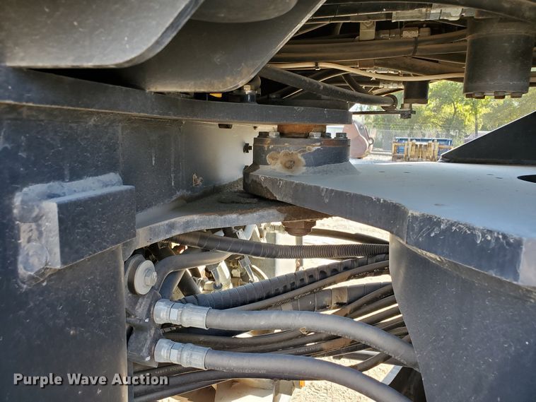 image for item JX9099 2014 Komatsu WA270-7  wheel loader