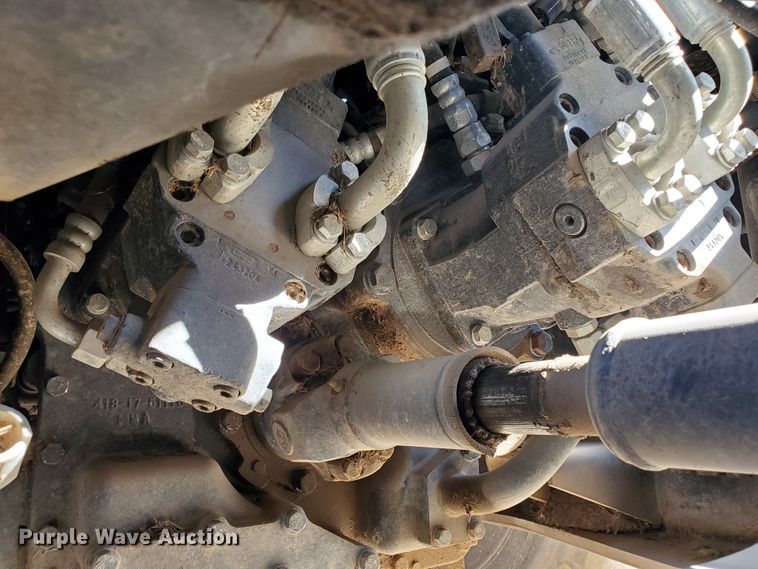 image for item JX9099 2014 Komatsu WA270-7  wheel loader