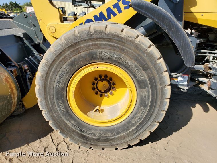 image for item JX9099 2014 Komatsu WA270-7  wheel loader
