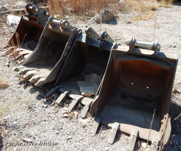 image for item JX9104 (4) mini excavator buckets