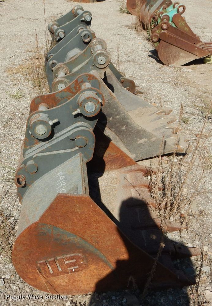 image for item JX9104 (4) mini excavator buckets