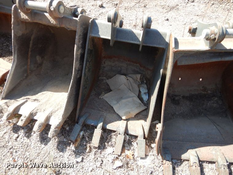 image for item JX9104 (4) mini excavator buckets