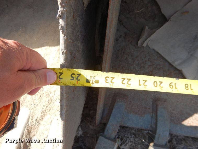 image for item JX9104 (4) mini excavator buckets