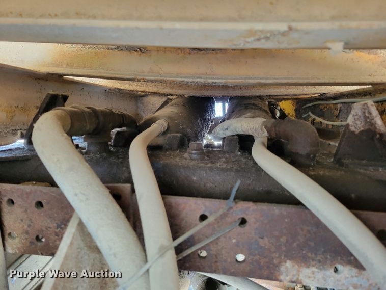 image for item JZ9077 1983 Mack DM492S  dump truck