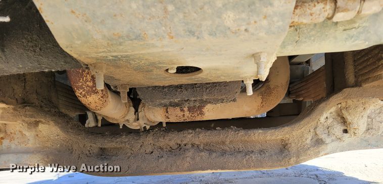 image for item JZ9077 1983 Mack DM492S  dump truck