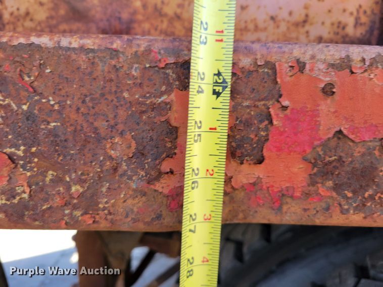 image for item JZ9078 1973 Ford LN750  dump truck