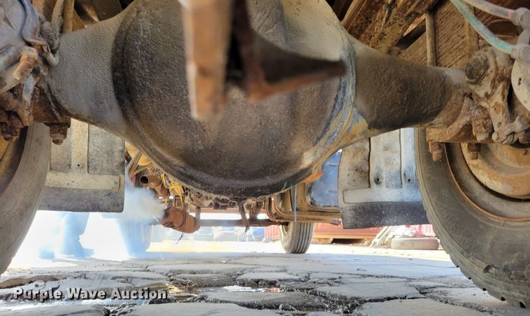 image for item JZ9078 1973 Ford LN750  dump truck