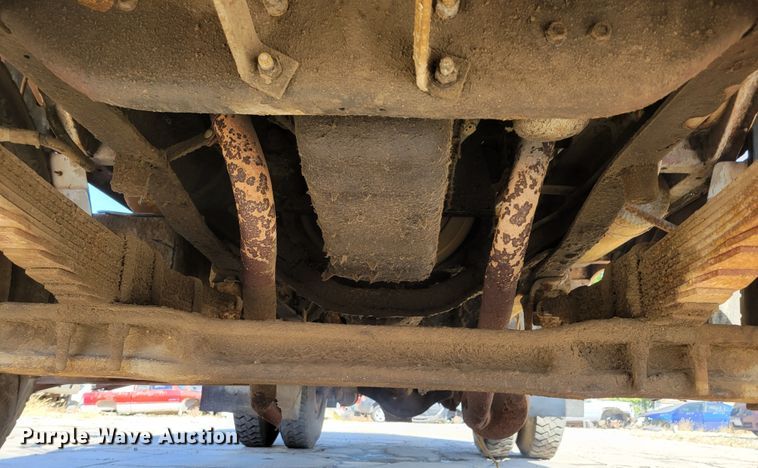 image for item JZ9078 1973 Ford LN750  dump truck