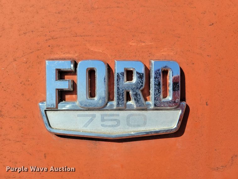 image for item JZ9078 1973 Ford LN750  dump truck