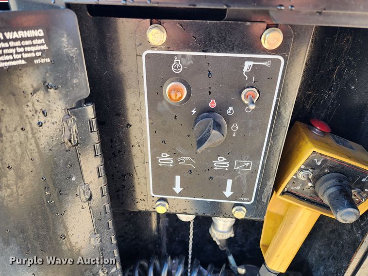 image for item KC9407 2013 Toro DD2024  directional boring unit