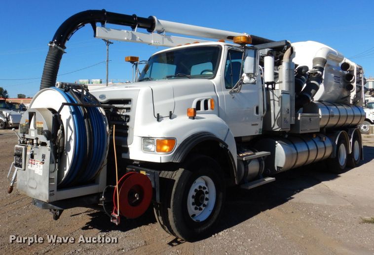 image for item KF9470 2005 Sterling L8500  sewer jetter truck