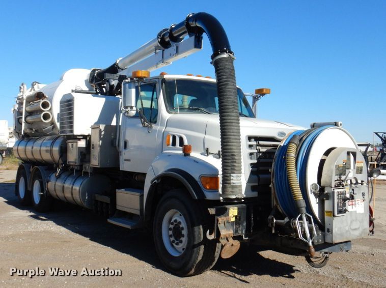 image for item KF9470 2005 Sterling L8500  sewer jetter truck