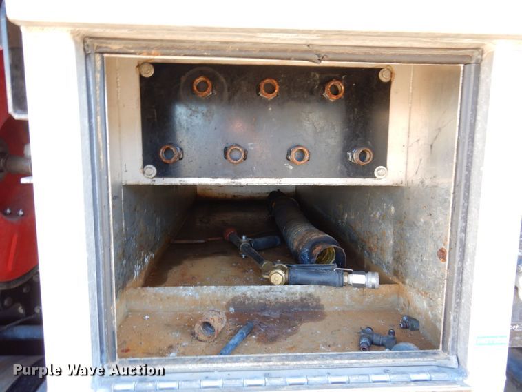 image for item KF9470 2005 Sterling L8500  sewer jetter truck