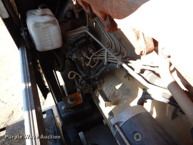 image for item KF9470 2005 Sterling L8500  sewer jetter truck