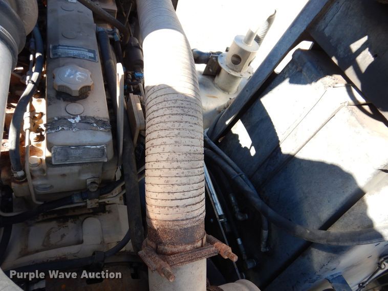 image for item KF9470 2005 Sterling L8500  sewer jetter truck