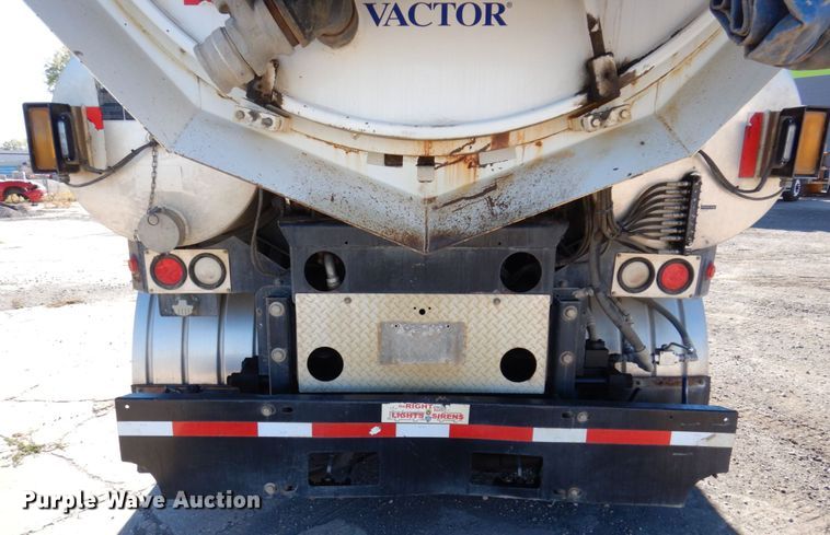 image for item KF9470 2005 Sterling L8500  sewer jetter truck