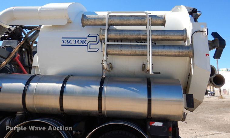 image for item KF9470 2005 Sterling L8500  sewer jetter truck