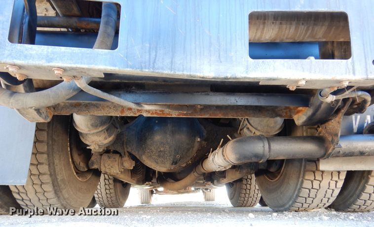 image for item KF9470 2005 Sterling L8500  sewer jetter truck