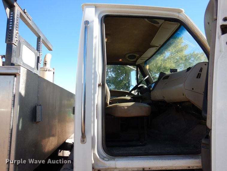 image for item KF9470 2005 Sterling L8500  sewer jetter truck