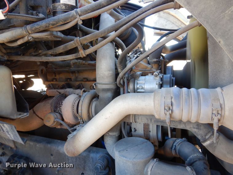 image for item KF9470 2005 Sterling L8500  sewer jetter truck